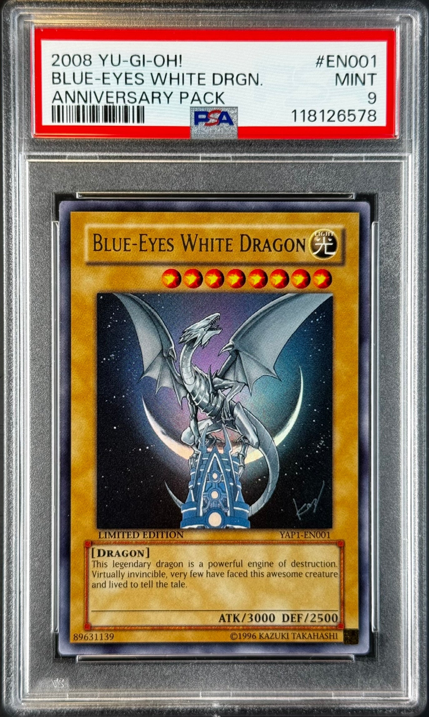 Blue-Eyes White Dragon YAP1-EN001 Gradé 9